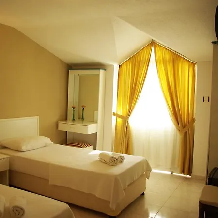 Hotel Lale 3*