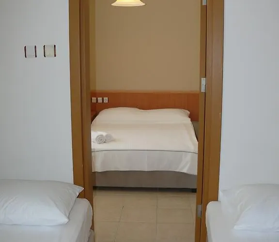 Lale Мармарис